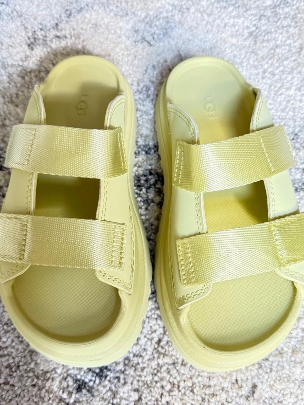 UGG Kids Velcro Slide Sandals in Pale Yellow